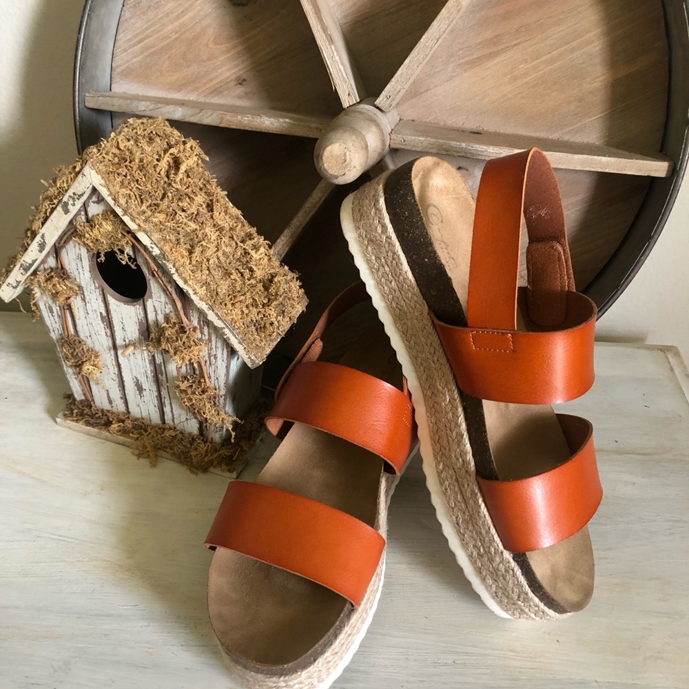Tan leather C Comfort Sandals. Size 9.